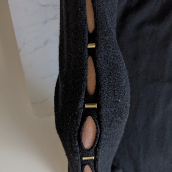 MICHAEL KORS Black Turtleneck Gold Sleeve Open Detail Sweater Small - Picture 7 of 8